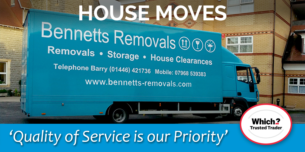 Bennetts Removals safetly moving your possesions